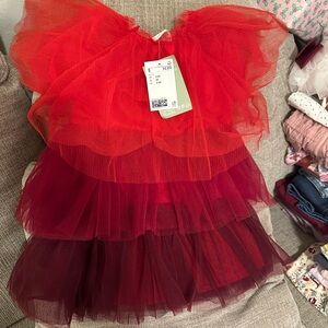 NWT Voluminous tulle dress - Red/Ombre - Kids  H&M 2-3Y